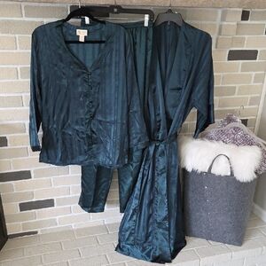 Vintage Victoria's Secret Gold Label Teal Women's Sleepwear Set